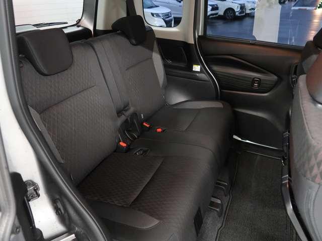 デリカD:2 カスタムハイブリッドMV全方位カメラ付ナビパッケージ 2WD禁煙衝突軽減ブレーキレーダークルーズコントロール ワンオーナ 両側電動スライドドア スマートキー2個 LEDライト&フォグランプ オートマチックハイビーム3年間走行距離無制限認定プレミアム保証(11枚目)