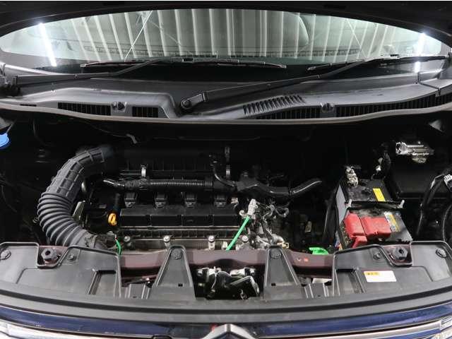 ソリオ ハイブリッドＭＺ　２ＷＤ　禁煙車　純正ナビ　全方位カメラ　両側電動スライドドア　シートヒーター　衝突被害軽減ブレーキ　車線逸脱警報機能　レーダークルーズコントロール　アイドリングストップ　スマートキー２個　フォグランプ（9枚目）