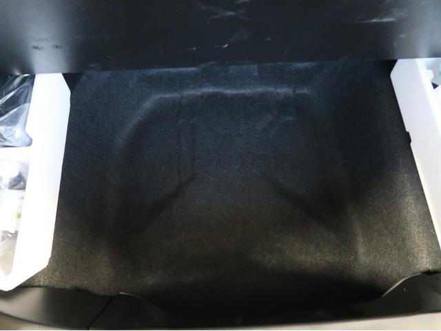 ソリオ ハイブリッドＭＺ　２ＷＤ　禁煙車　純正ナビ　全方位カメラ　両側電動スライドドア　シートヒーター　衝突被害軽減ブレーキ　車線逸脱警報機能　レーダークルーズコントロール　アイドリングストップ　スマートキー２個　フォグランプ（56枚目）