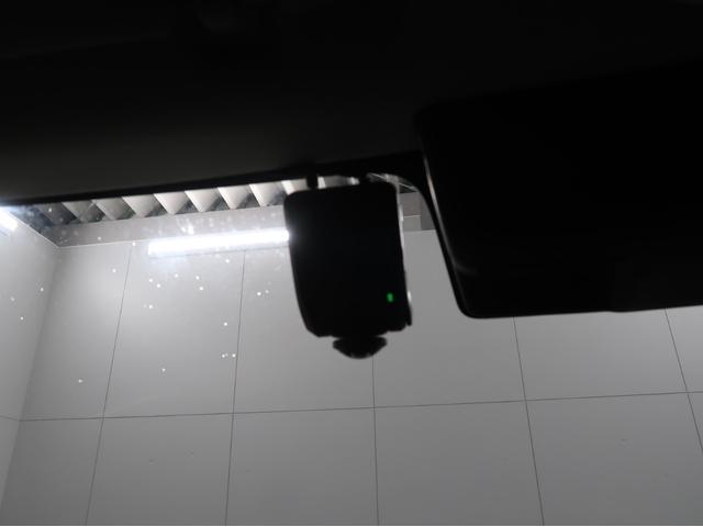 ソリオ ハイブリッドＭＺ　２ＷＤ　禁煙車　純正ナビ　全方位カメラ　両側電動スライドドア　シートヒーター　衝突被害軽減ブレーキ　車線逸脱警報機能　レーダークルーズコントロール　アイドリングストップ　スマートキー２個　フォグランプ（61枚目）