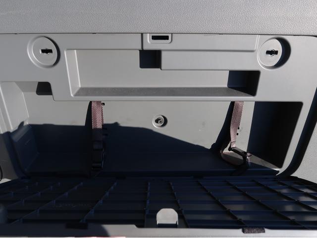 ランドクルーザープラド ＴＸ　禁煙　ストラーダナビ　バックカメラ　フォグ（53枚目）