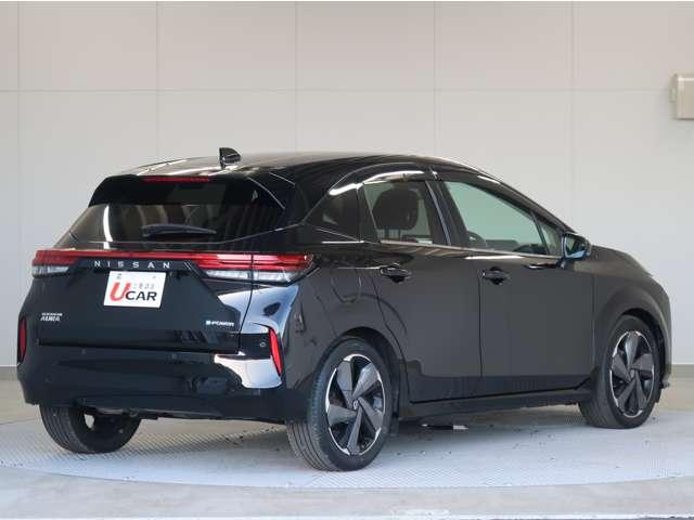 オーラ Ｇ　レザーエディション　２ＷＤ　禁煙車　純正ナビ　全方位カメラ　プロパイロット　ＢＯＳＥスピーカー　ＨＤＭＩ　ＥＴＣ２．０　前後ドライブレコーダー　本革　アイドリングストップ　後側方車両検知警報機能　車両状態評価４．５点（19枚目）