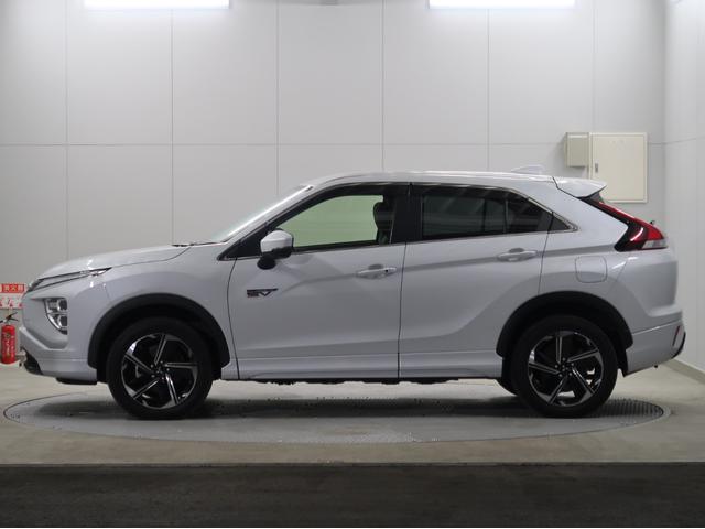 エクリプスクロスＰＨＥＶ Ｐ　駆動用バッテリー容量残９２％　禁煙車　純正ナビ　全方位カメラ　　ワンオーナー　シートヒーター　２０２５年製夏タイヤ（ＴＯＹＯ）前後ドラレコ　後退時・後側方車両検知警報機能　レーダークルーズコントロール（60枚目）