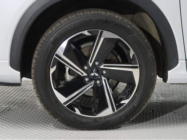 エクリプスクロスＰＨＥＶ Ｐ　駆動用バッテリー容量残９２％　禁煙車　純正ナビ　全方位カメラ　　ワンオーナー　シートヒーター　２０２５年製夏タイヤ（ＴＯＹＯ）前後ドラレコ　後退時・後側方車両検知警報機能　レーダークルーズコントロール（70枚目）