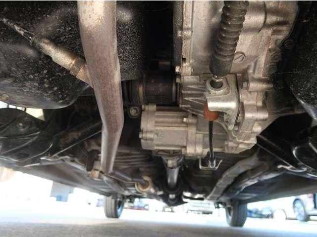 ｅＫワゴン Ｇ　禁煙車　シートヒーター　ワンオーナー　純正ＣＤ　車両状態評価４．５点　１年間走行距離無制限三菱認定中古車保証（延長可）　キーレス　フロアマット　ドアバイザー　軽自動車　電動格納ドアミラー　リヤワイパー（14枚目）