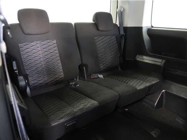 デリカD:5 P 禁煙車 11型ナビ 全方位カメラ 後席モニタ(10枚目)