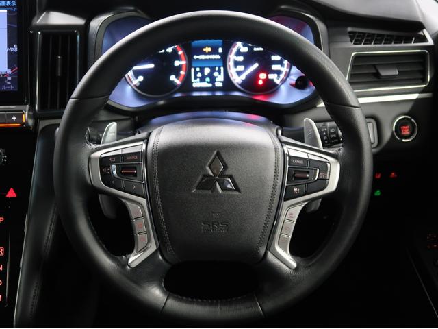 デリカＤ：５ Ｇ　パワーパッケージ　禁煙車　７人乗り　１１型ナビ　後席モニター　電動サイドステップ　ブラックアウトグリル　車両状態評価５点　マッドガード　シートヒーター　ステアリングヒーター　ＥＴＣ２．０　ワンオーナー　電動リヤゲート（23枚目）