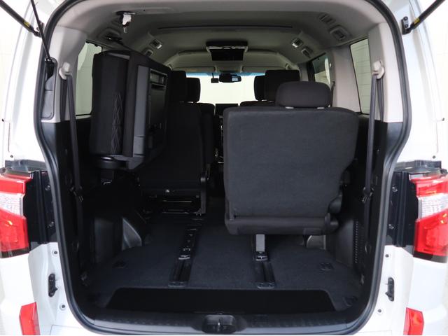 デリカＤ：５ Ｇ　パワーパッケージ　禁煙車　７人乗り　１１型ナビ　後席モニター　電動サイドステップ　ブラックアウトグリル　車両状態評価５点　マッドガード　シートヒーター　ステアリングヒーター　ＥＴＣ２．０　ワンオーナー　電動リヤゲート（47枚目）