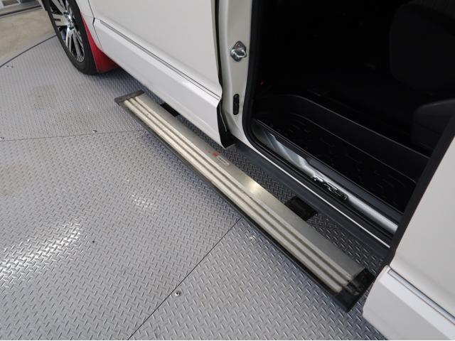 デリカＤ：５ Ｇ　パワーパッケージ　禁煙車　７人乗り　１１型ナビ　後席モニター　電動サイドステップ　ブラックアウトグリル　車両状態評価５点　マッドガード　シートヒーター　ステアリングヒーター　ＥＴＣ２．０　ワンオーナー　電動リヤゲート（55枚目）