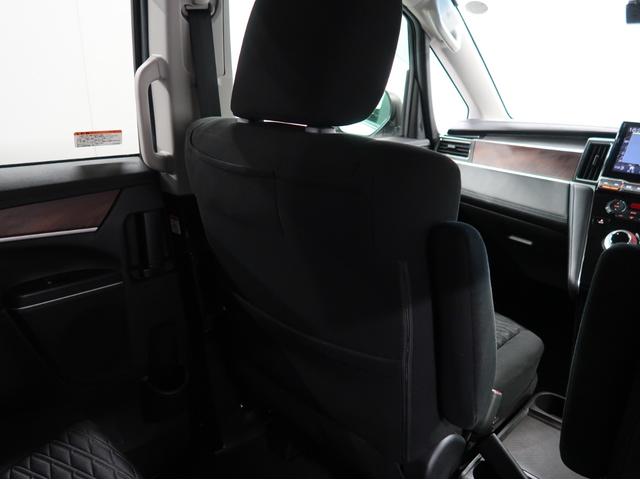 デリカＤ：５ Ｇ　パワーパッケージ　禁煙車　７人乗り　１１型ナビ　後席モニター　電動サイドステップ　ブラックアウトグリル　車両状態評価５点　マッドガード　シートヒーター　ステアリングヒーター　ＥＴＣ２．０　ワンオーナー　電動リヤゲート（70枚目）