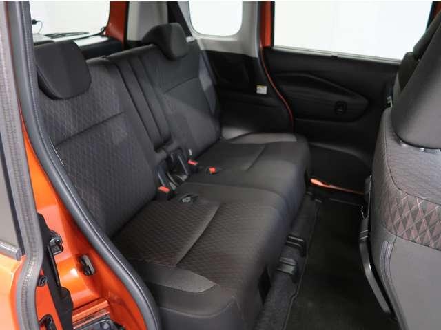 デリカD:2 カスタムハイブリッドMV全方位カメラ付ナビパッケージ 禁煙車 ナビ 全方位カメラ ワンオーナー シートヒーター 両側電動スライドドア Bluetooth DVD再生 オートハイビーム レーダークルーズコントロール 障害物センサー 車両状態評価4点 HUD(12枚目)