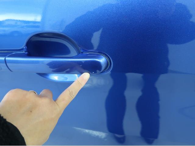 デリカＤ：２ ハイブリッドＭＺ　ナビパッケージ　４ＷＤ　禁煙　純正ナビ　全方位カメラ　両側電動スライドドア　衝突軽減ブレーキ　ワンオーナー　スマートキー２個シートヒーター　ＨＩＤヘッドライトフォグランプ　アイドリングストップ　リヤロールサンシェード（30枚目）