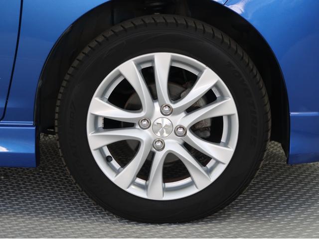 デリカＤ：２ ハイブリッドＭＺ　ナビパッケージ　４ＷＤ　禁煙　純正ナビ　全方位カメラ　両側電動スライドドア　衝突軽減ブレーキ　ワンオーナー　スマートキー２個シートヒーター　ＨＩＤヘッドライトフォグランプ　アイドリングストップ　リヤロールサンシェード（66枚目）