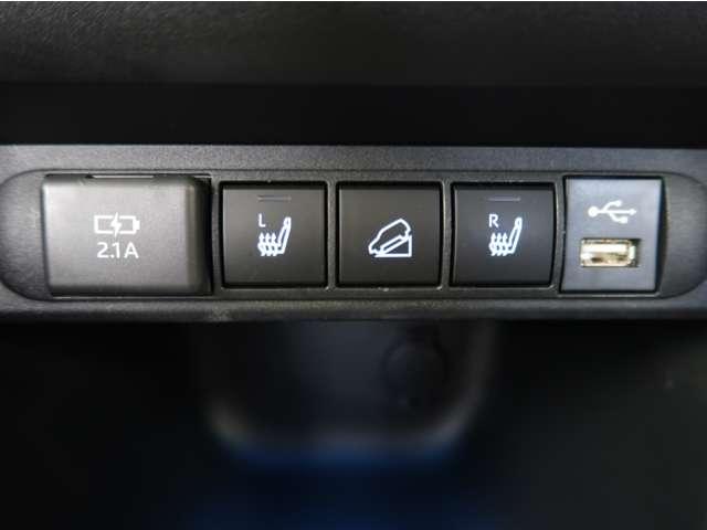 ヤリスクロス ハイブリッドＺ　禁煙車　純正ナビ　全方位カメラ　衝突防止（3枚目）