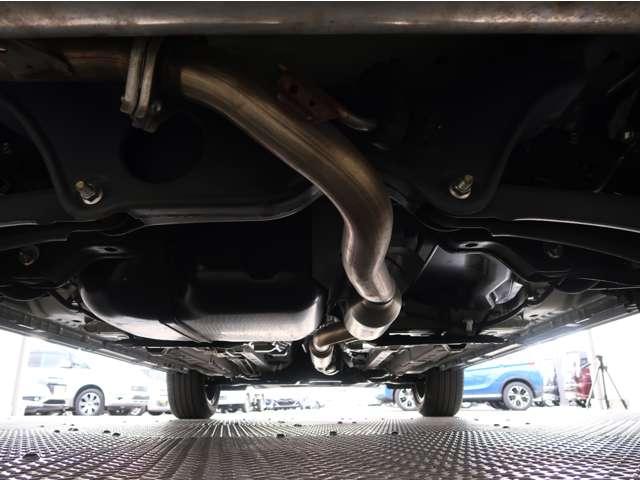 エクリプスクロス Ｇプラスパッケージ　禁煙　純正ナビ全方位カメラ　後側方車両検知（14枚目）