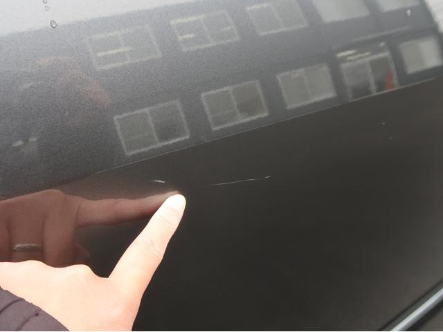 �^�]�ȑ������X���C�h�h�A�ɏ����������܂��B