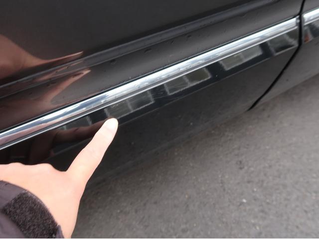 �^�]�ȑ������X���C�h�h�A�ɏ����������܂��B