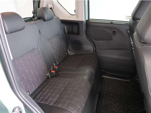 デリカミニ Ｔ　プレミアム　２ＷＤ　禁煙　純正９型ナビ　デジタルル－ムミラ－（12枚目）