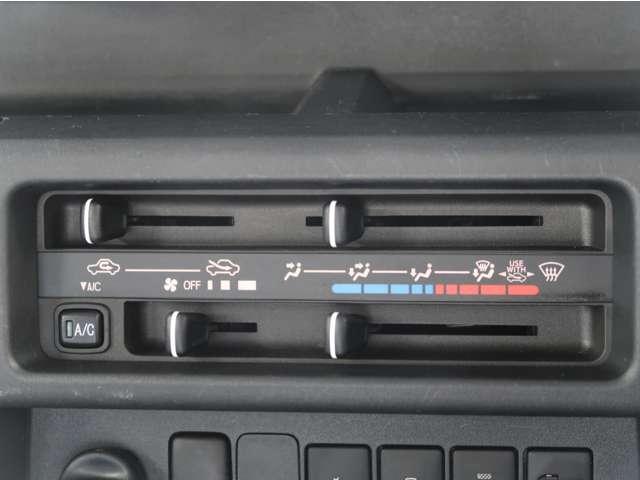 ピクシストラック スタンダードＳＡＩＩＩｔ　禁煙　衝突軽減ブレーキ　パワーウインド　ＡＣ（5枚目）