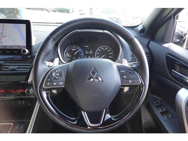 �n���h���͌y�₩�ɑ���ł��A�^�]���X���[�Y�ł��B