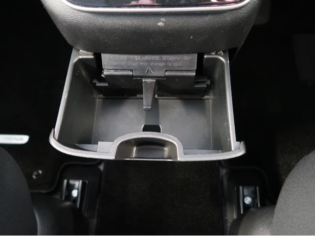 セレナ ＸＶ　禁煙　純正ナビ　全方位カメラ　両側電動スライド８人乗　クルーズコントロール　アイドリングストップ　１年間走行距離無制限認定中古車保証　レ－ンキ－プ　ブラインドスポットモニタ－　アラウンドビュ－モニタ－（39枚目）