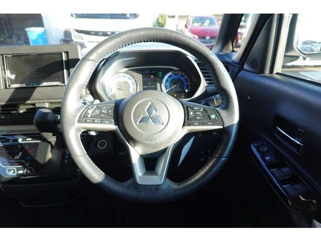 �n���h���͌y�₩�ɑ���ł��A�^�]���X���[�Y�ł��B