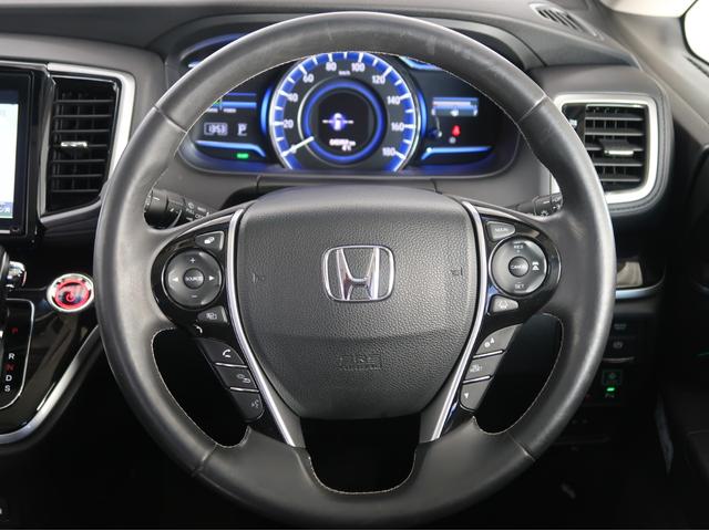 オデッセイハイブリッド ハイブリッドアブソルート・ＥＸホンダセンシング　２ＷＤ　禁煙車　純正ナビ　後席モニター　衝突軽減ブレーキ　２０２４年製夏タイヤ（ヨコハマタイヤ）　ＥＴＣ２．０　１年間走行距離無制限三菱認定中古車保証（延長可）シートヒーター　パワーシート　純正アルミ（23枚目）