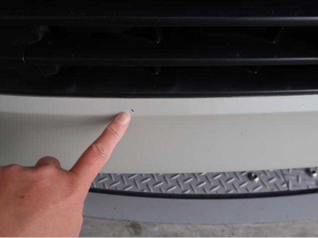 �t�����g�o���p�[�ɔ�Ώ����������܂��B