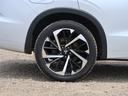 Ｐ　４ＷＤ　黒本革　ＢＯＳＥプレミアムスピーカー　ルーフレール　純正スマホ連携ナビ　全方位カメラ　駆動用バッテリー容量残９５％　ＥＴＣ２．０　ワイヤレス充電対応　ワンオーナー　リフレッシュ機能パワーシート（40枚目）
