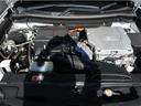 Ｇプレミアムパッケージ　禁煙車　バッテリー残８４．６％　１５００Ｗ給電ＡＣ１００Ｖ　本革　ワンオーナー　スマホ連携純正ナビ　全方位カメラ　三菱リモートコントロール　シートヒーター　ハンドルヒーター　電動シート　電動リヤゲート（16枚目）