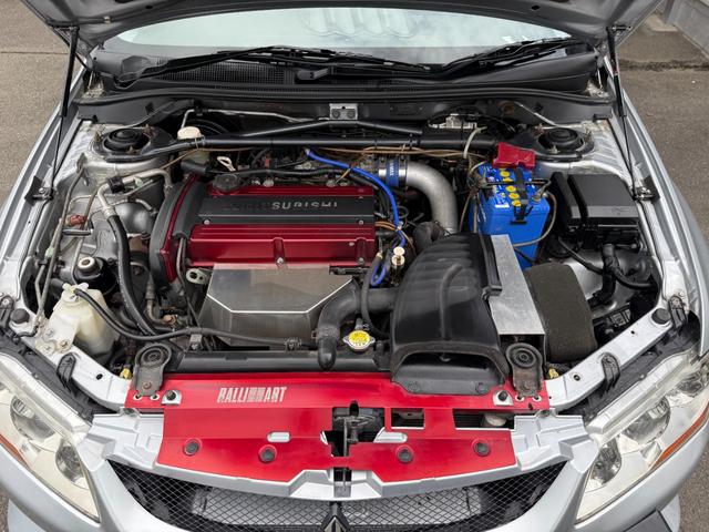 ランサーワゴン エボリューションＧＴ－Ａ　ラリーアート製３００ｋｍメーター　走行４ｋｍ時ディーラーメーター交換記録あり　純正レカロシート　ブレンボキャリパー　ＨＩＤヘッドランプ　エンケイ製１７ＡＷ　追加メーター　ＨＫＳ製マフラー　取扱説明書（4枚目）