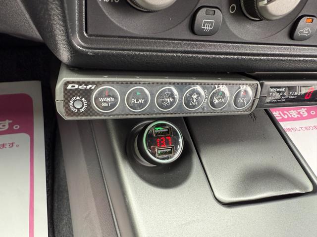 ランサーワゴン エボリューションＧＴ－Ａ　ラリーアート製３００ｋｍメーター　走行４ｋｍ時ディーラーメーター交換記録あり　純正レカロシート　ブレンボキャリパー　ＨＩＤヘッドランプ　エンケイ製１７ＡＷ　追加メーター　ＨＫＳ製マフラー　取扱説明書（12枚目）