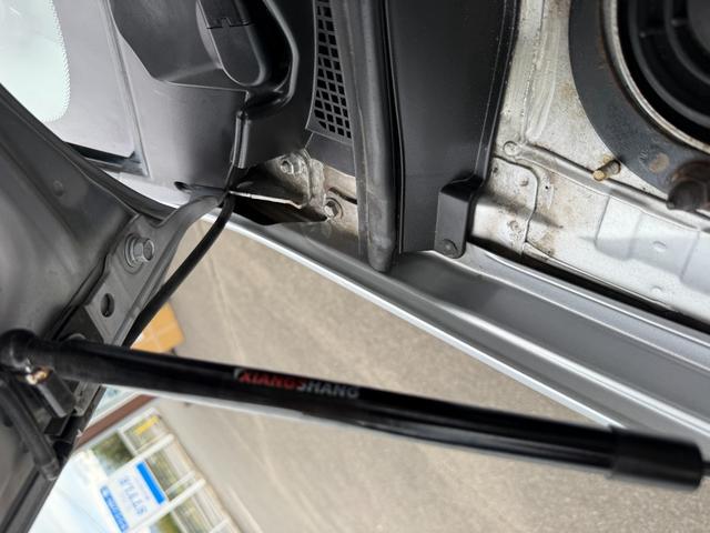 ランサーワゴン エボリューションＧＴ－Ａ　ラリーアート製３００ｋｍメーター　走行４ｋｍ時ディーラーメーター交換記録あり　純正レカロシート　ブレンボキャリパー　ＨＩＤヘッドランプ　エンケイ製１７ＡＷ　追加メーター　ＨＫＳ製マフラー　取扱説明書（25枚目）