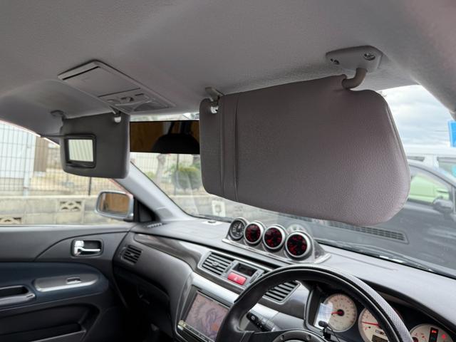 ランサーワゴン エボリューションＧＴ－Ａ　ラリーアート製３００ｋｍメーター　走行４ｋｍ時ディーラーメーター交換記録あり　純正レカロシート　ブレンボキャリパー　ＨＩＤヘッドランプ　エンケイ製１７ＡＷ　追加メーター　ＨＫＳ製マフラー　取扱説明書（37枚目）