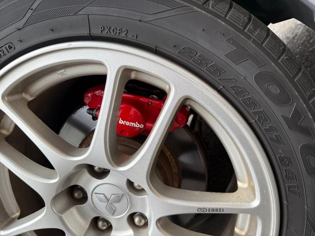 ランサーワゴン エボリューションＧＴ－Ａ　ラリーアート製３００ｋｍメーター　走行４ｋｍ時ディーラーメーター交換記録あり　純正レカロシート　ブレンボキャリパー　ＨＩＤヘッドランプ　エンケイ製１７ＡＷ　追加メーター　ＨＫＳ製マフラー　取扱説明書（77枚目）