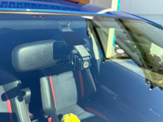 ヴィッツ RS G’s スマートパッケージ G’s専用フルエアロ ガナドールマフラー パイオニア9インチナビ バックカメラ 5速マニュアル 社外エアクリーナー ピボット製スロットルコントローラー ディスチャージヘッドランプ 純正17インチAW(21枚目)