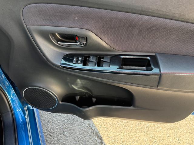 ヴィッツ RS G’s スマートパッケージ G’s専用フルエアロ ガナドールマフラー パイオニア9インチナビ バックカメラ 5速マニュアル 社外エアクリーナー ピボット製スロットルコントローラー ディスチャージヘッドランプ 純正17インチAW(33枚目)