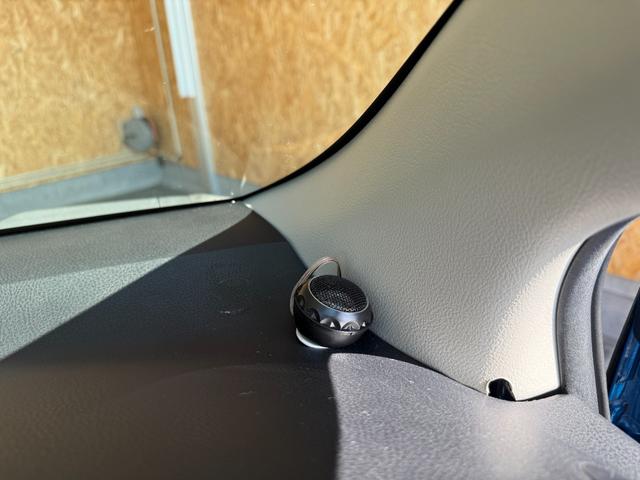 ヴィッツ RS G’s スマートパッケージ G’s専用フルエアロ ガナドールマフラー パイオニア9インチナビ バックカメラ 5速マニュアル 社外エアクリーナー ピボット製スロットルコントローラー ディスチャージヘッドランプ 純正17インチAW(38枚目)