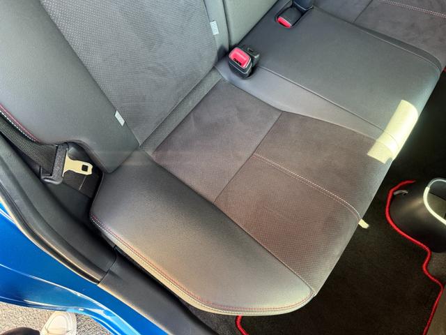 ヴィッツ RS G’s スマートパッケージ G’s専用フルエアロ ガナドールマフラー パイオニア9インチナビ バックカメラ 5速マニュアル 社外エアクリーナー ピボット製スロットルコントローラー ディスチャージヘッドランプ 純正17インチAW(42枚目)