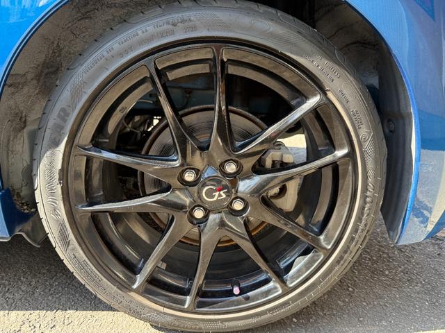 ヴィッツ RS G’s スマートパッケージ G’s専用フルエアロ ガナドールマフラー パイオニア9インチナビ バックカメラ 5速マニュアル 社外エアクリーナー ピボット製スロットルコントローラー ディスチャージヘッドランプ 純正17インチAW(76枚目)