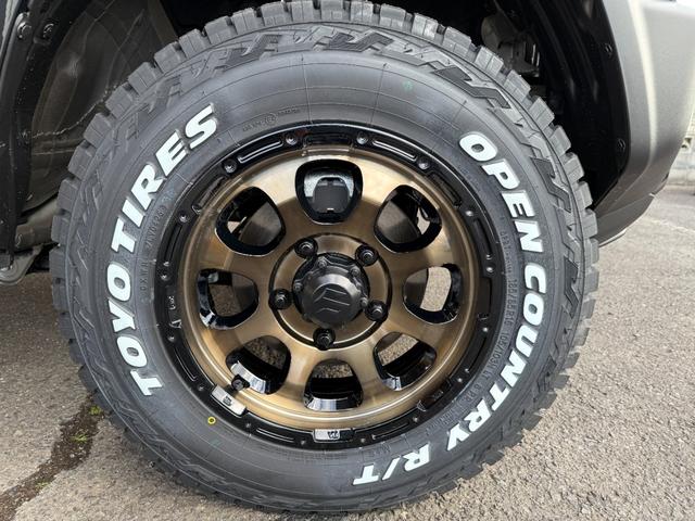 ジムニー XC 届出済未使用車 オープンカントリーR/T 社外16インチAW LEDヘッドライト(3枚目)