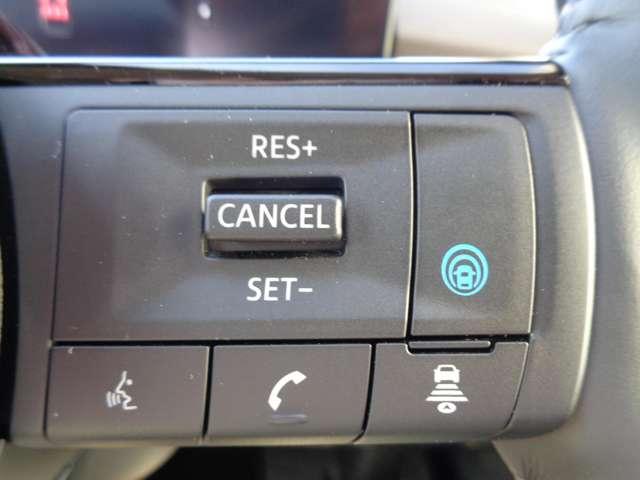 セレナ 1.4 e-4ORCE ハイウェイスターV 4WD パーキングアシスト レーンキープアシスト LED アラウンドモニター フルオートエアコン ETC 4WD 両側パワースライドドア インテリジェントクルーズ 踏み間違い衝突防止(14枚目)