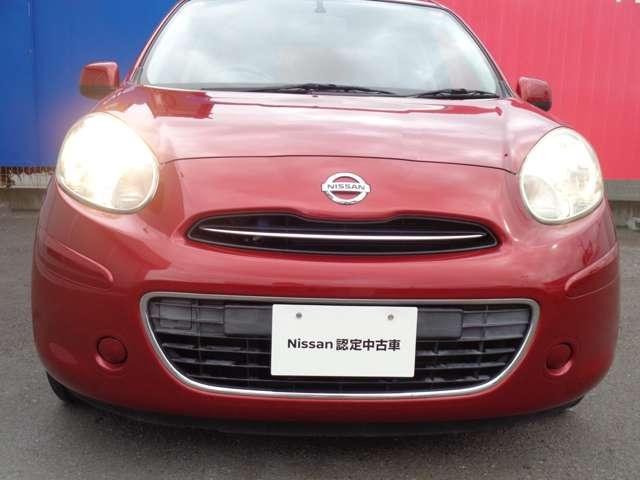 マーチ １．２　１２Ｘ　３０ｔｈ　ハピネス　スマートキー　パワーステアリング　アイドリングストップ　パワーウィンドウ　ＡＢＳ　エアコン（3枚目）