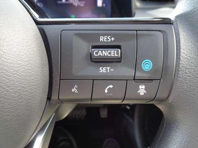 ノート 1.2 X 当社元試乗車です プロパイロット リアカメラ 衝突被害軽減ブレ-キ 全方位カメラ ETC付 禁煙車 LEDヘッドライト レーダークルーズ レーンアシスト インテリジェントキー ワンオーナー 整備記録簿 盗難防止システム ワンセグTV(10枚目)