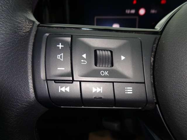 ステアリングスイッチが付いているので、ナビや、音楽のちょっとした切り替えもお手元で簡単にできます（＊＾▽＾＊）