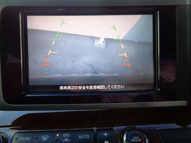 エルグランド ２．５　２５０ハイウェイスター　ブラックレザーナビエディション　サイドカメラ　スマートキー　バックカメラ　ＥＴＣ　アルミホイール　キーフリー　両側オートスライドドア　ＨＤＤナビ（14枚目）