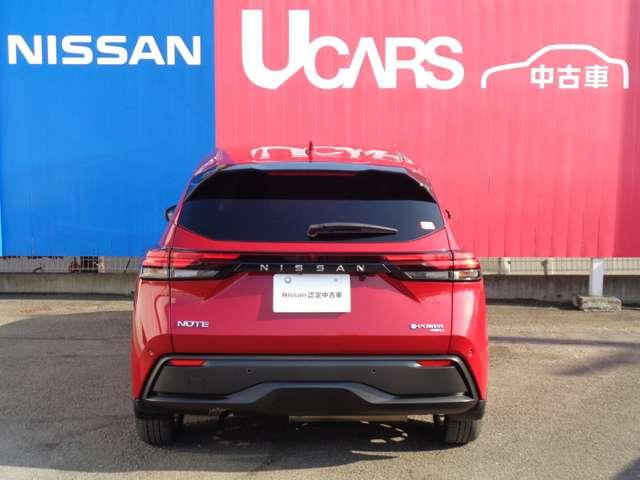 ノート 1.2 X FOUR 4WD エアB PW インテリジェントキ- 4WD LEDヘッドランプ ETC ワンオーナー ドラレコ 記録簿 バックカメラ ABS オートエアコン サイドエアバッグ メモリーナビ ナビ&TV ワンセグ(3枚目)