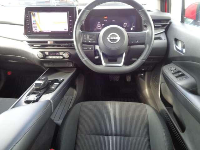 ノート 1.2 X FOUR 4WD エアB PW インテリジェントキ- 4WD LEDヘッドランプ ETC ワンオーナー ドラレコ 記録簿 バックカメラ ABS オートエアコン サイドエアバッグ メモリーナビ ナビ&TV ワンセグ(4枚目)