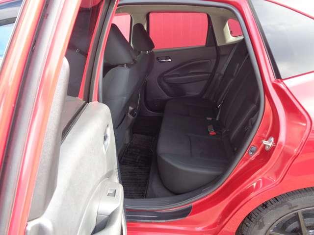 ノート 1.2 X FOUR 4WD エアB PW インテリジェントキ- 4WD LEDヘッドランプ ETC ワンオーナー ドラレコ 記録簿 バックカメラ ABS オートエアコン サイドエアバッグ メモリーナビ ナビ&TV ワンセグ(11枚目)