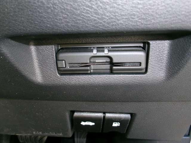 キックス 1.2 X ツートーン インテリアエディション (e-POWER) プロパイロット装備 エマージェンシーB セキュリティ アラウンドモニター Rカメラ LED ワンオーナ 禁煙 エアコン ドラレコ スマートキー 記録簿 ETC メモリーナビ サイドエアバック AW キーレス ワンセグTV(13枚目)